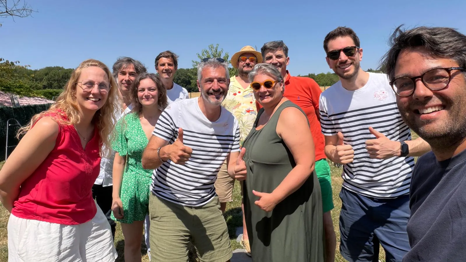 Membres du CJD Hauts-de-Seine réunis lors d'une rencontre de la section